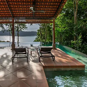 Ambong Pool - Private Pool Villa
